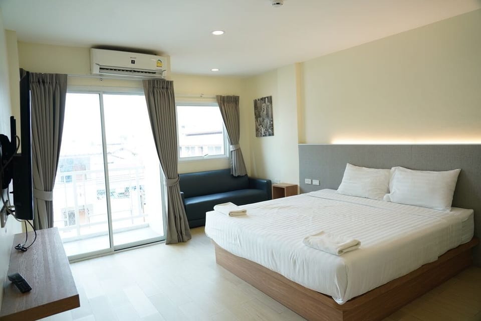 Deluxe Double Room, City View | Free WiFi