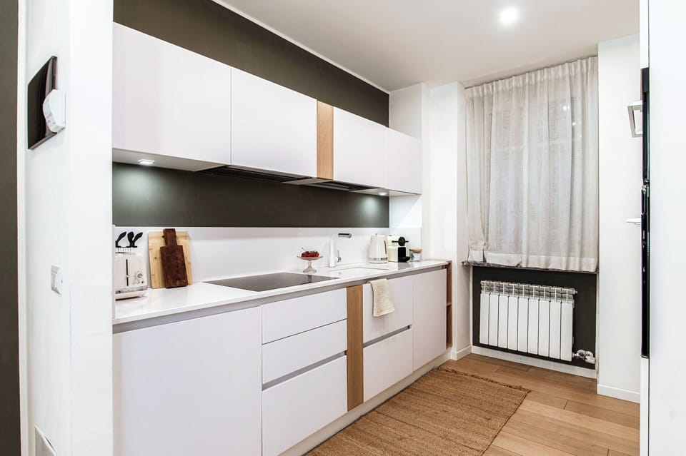 Apartment | Private kitchen | Full-size fridge, microwave, oven, stovetop