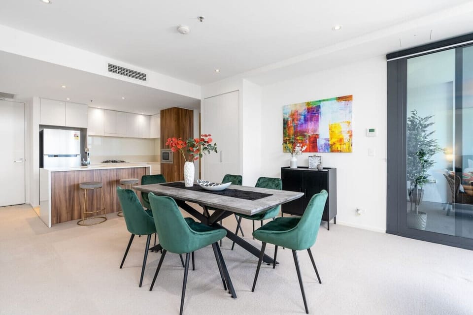 A 6-seater clean dining area where you can enjoy your meal together with your friends and family.