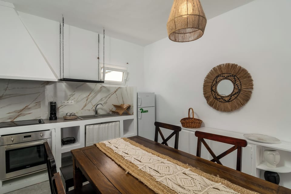 Luxury Apartment, Ocean View | Living area