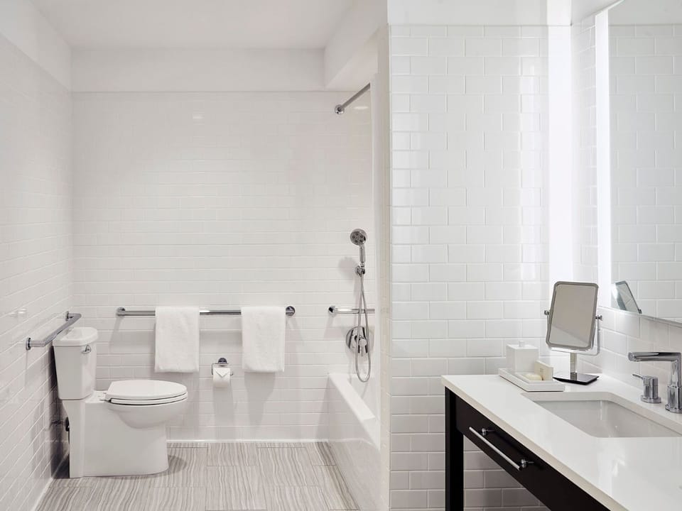 Bright and modern bathroom with clean lines and functional design for a relaxing experience.