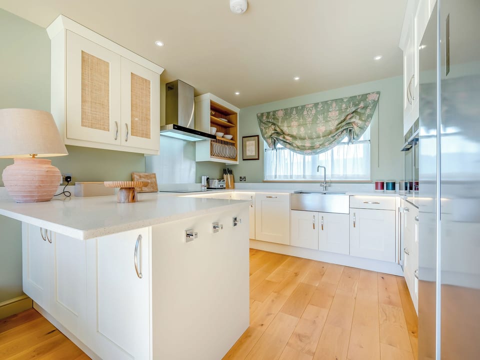 Kitchen/diner | Gwithian House, Pendoggett, near Port Isaac 