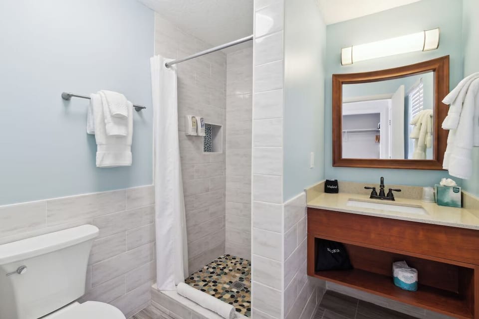 Refresh in a bright, modern shower with spa-clean finishes.