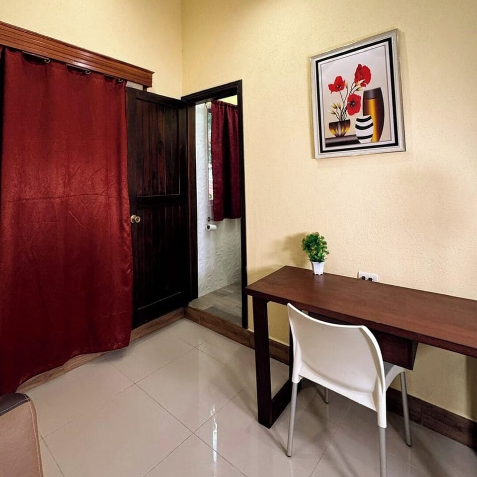 Triple Room | Living area