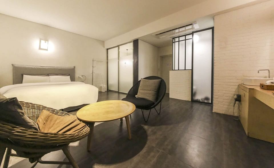 Premium Double | In-room safe, desk, laptop workspace, blackout drapes