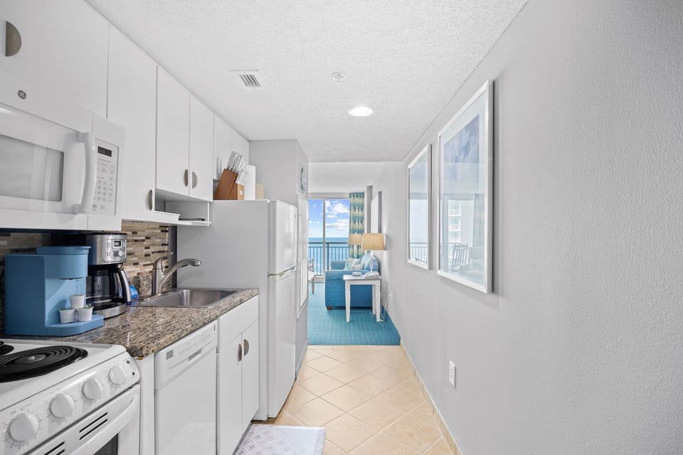Fully-stocked Galley Kitchen