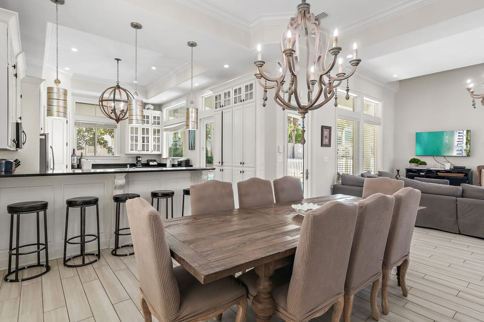 LARGE DINING SPACE: Seating for 18 in the Dining Room/Kitchen + Additional Seating in Living Room and 2nd Floor Patio
