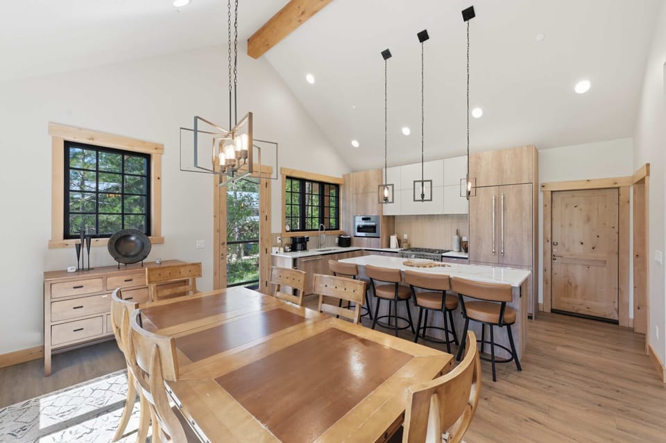 Entertaining size Kitchen with Microwave/speed oven combo.  Coffee Bar with Drip or K-Cups and flavored creamer provided.