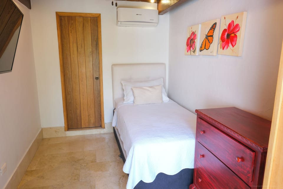 Chalet | 4 bedrooms, free WiFi