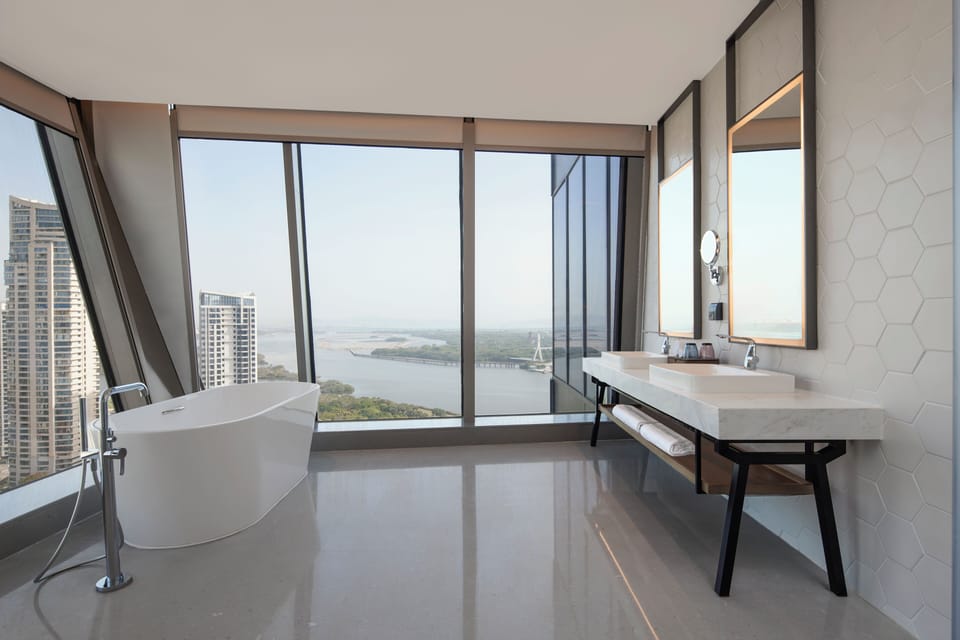 Rainfall showerhead, free toiletries, hair dryer, bathrobes
