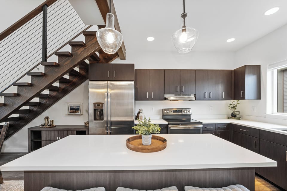 Beautiful updated kitchen | Main Level
