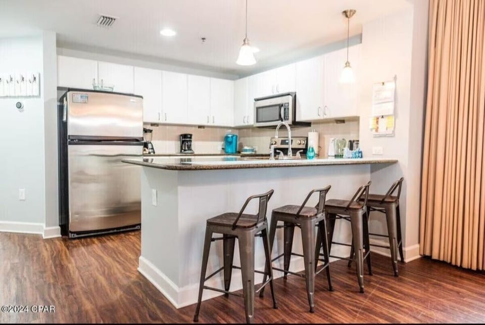 Breakfast bar