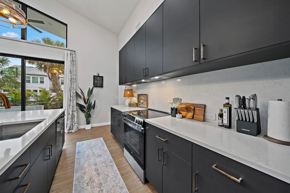 Fully-stocked with all of the pots and pans that you will need!