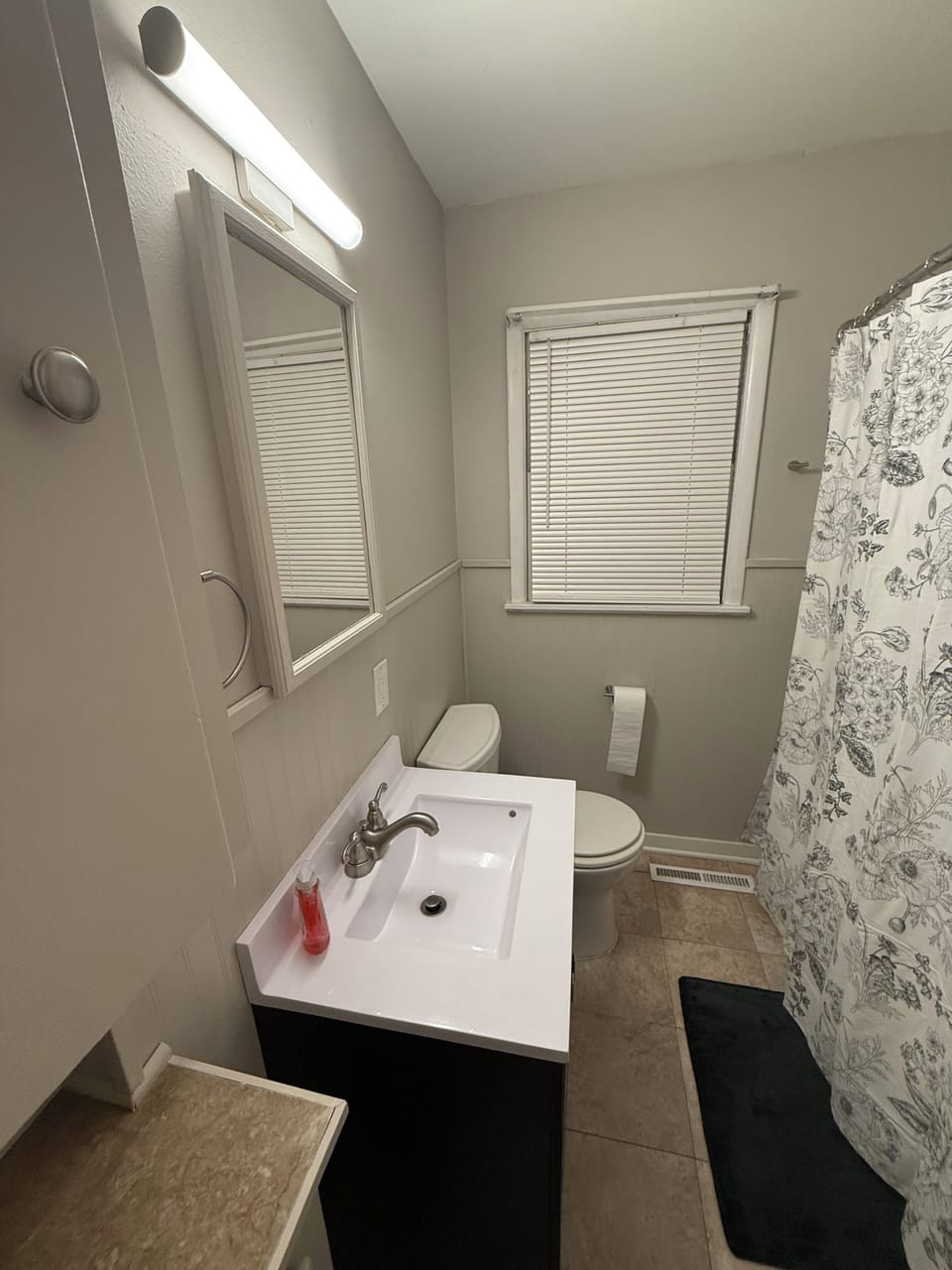 Full bathroom