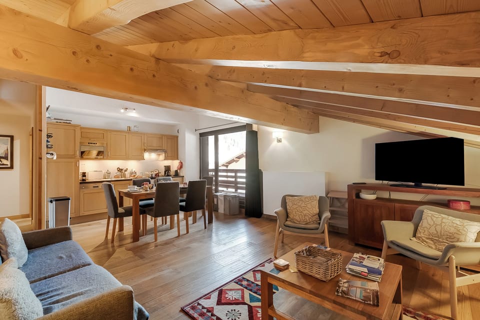 Living and dining room