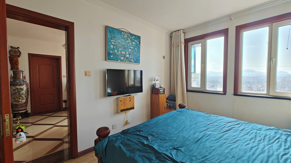Double Room, Mountain View | WiFi (free), bed sheets