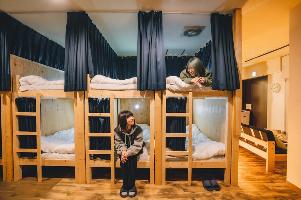 Basic Shared Dormitory | Free WiFi