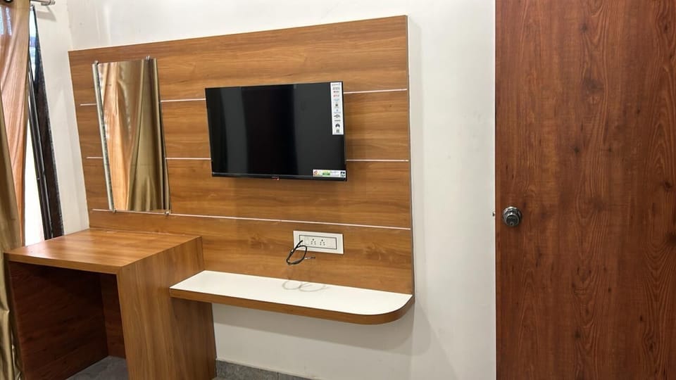Family Room | Free WiFi