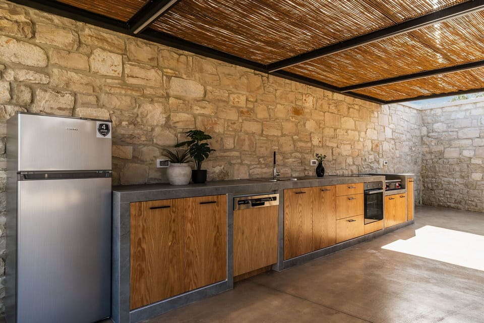 Balcony / Terrace / Patio, Outdoor