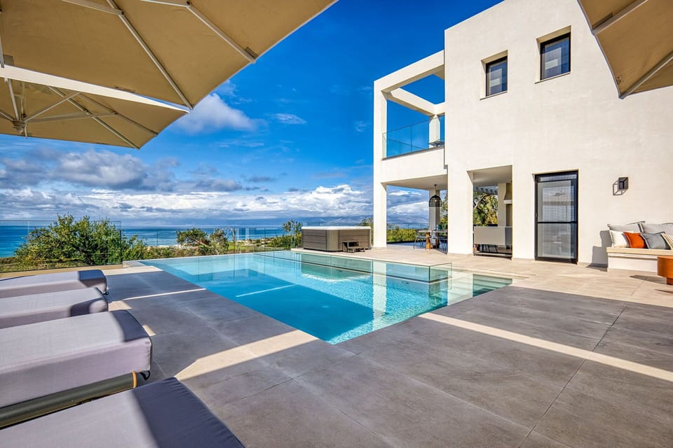 Building Exterior, Outdoor, Pool, Scenic View