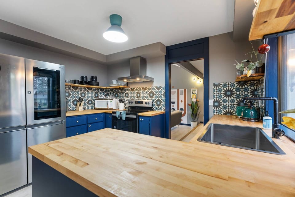 The kitchen at this rental is well stocked with up to date amenities. It's a perfect place to prepare a quick snack or a sumptuous feast!