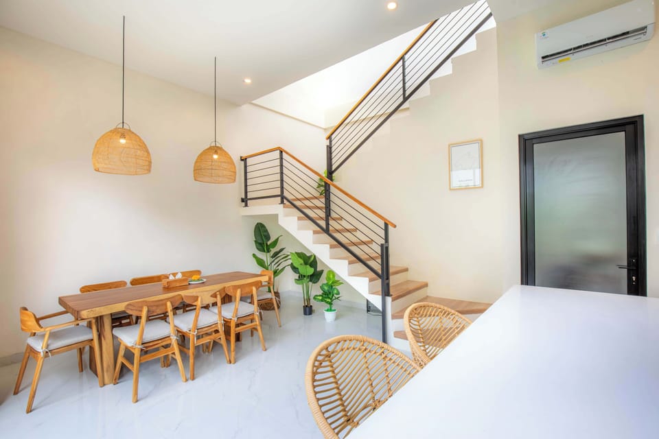 Family Villa, 4 Bedrooms, Private Pool, Pool View | Dining room