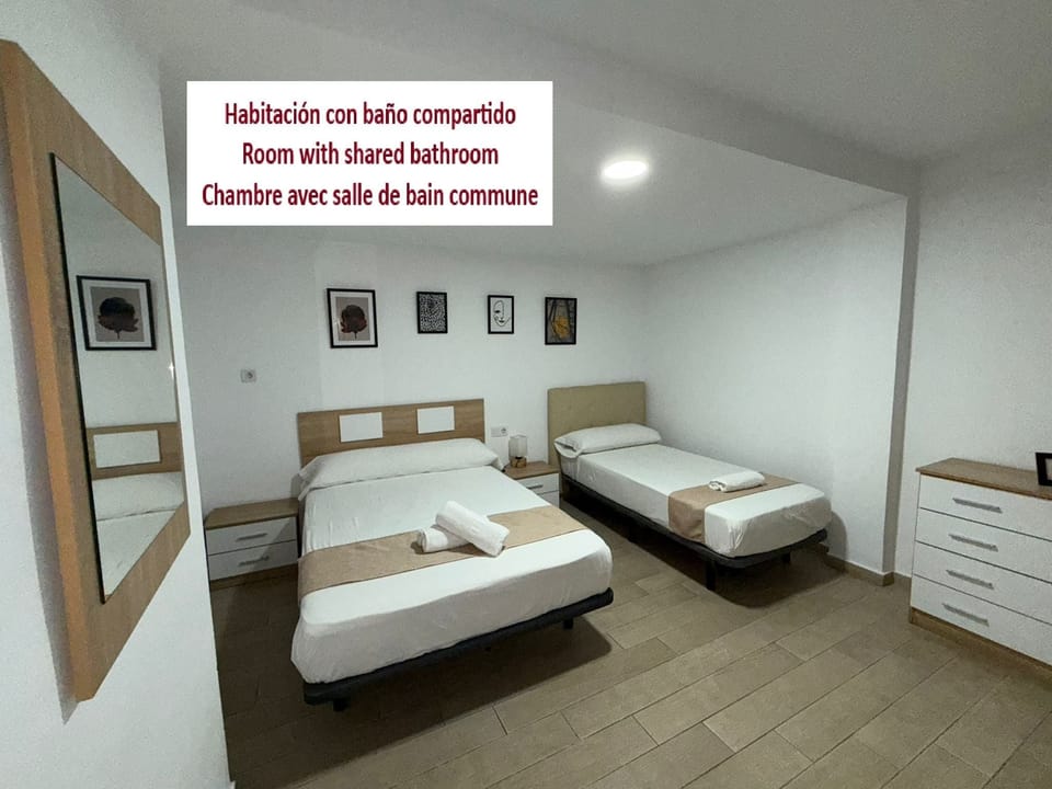 Economy Triple Room | Free WiFi