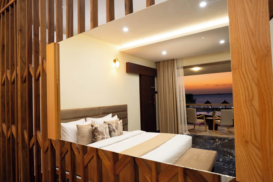 Suite Room With Sea View | Premium bedding, down comforters, memory foam beds, in-room safe
