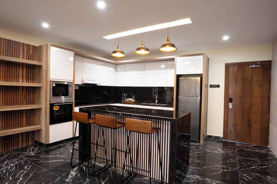 Suite Room With Sea View | Private kitchen | Coffee/tea maker