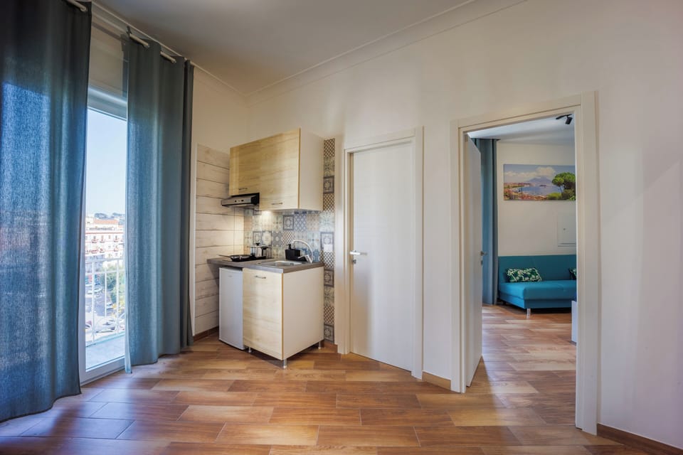 Family Apartment, Balcony, City View | Private kitchen