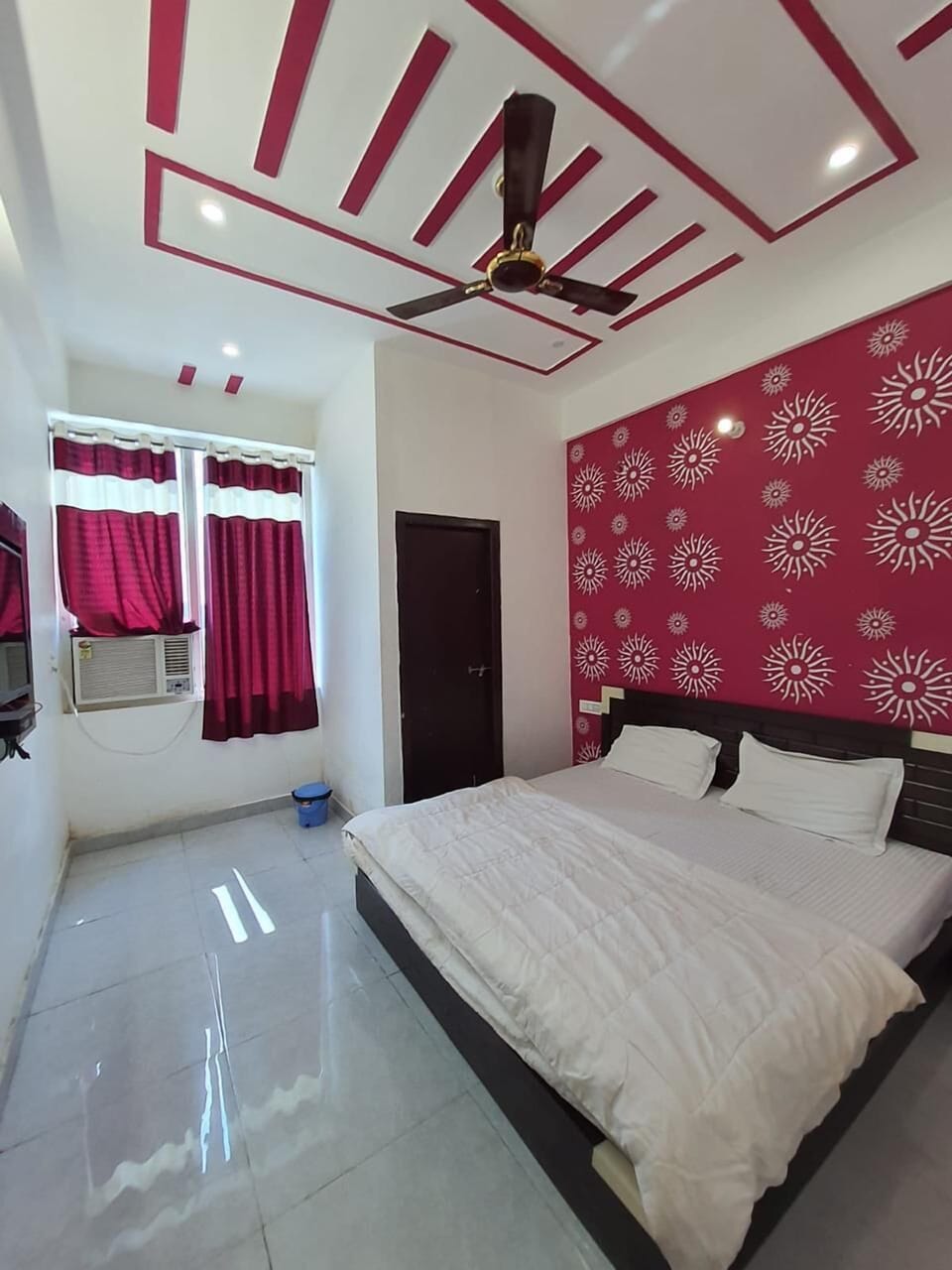Deluxe Room | Free WiFi