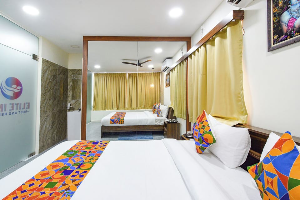 Egyptian cotton sheets, premium bedding, in-room safe, free WiFi