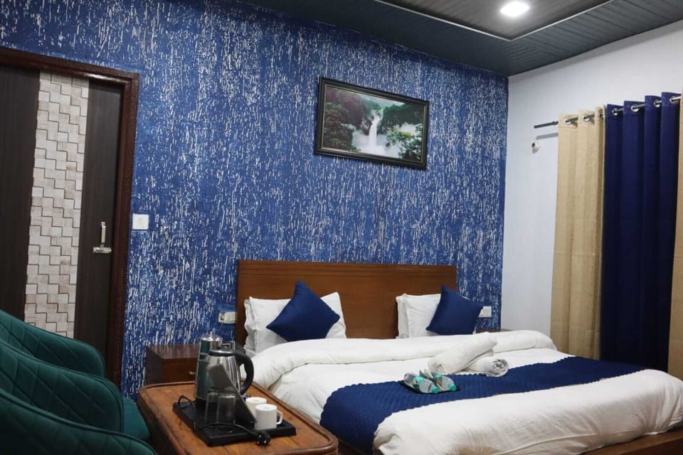 Deluxe Double Room | Free WiFi