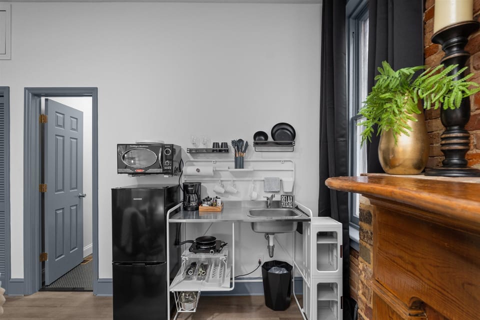 Kitchenette 
