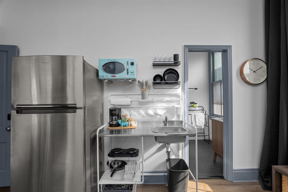kitchenette 