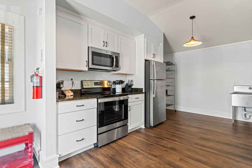 Stocked Kitchen with Oven, Full Size Fridge, and Microwave