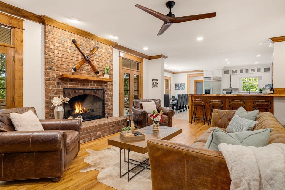 Great Room | Gas Fireplace | The Lodge