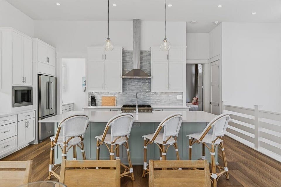 Kitchen, 2nd Floor
