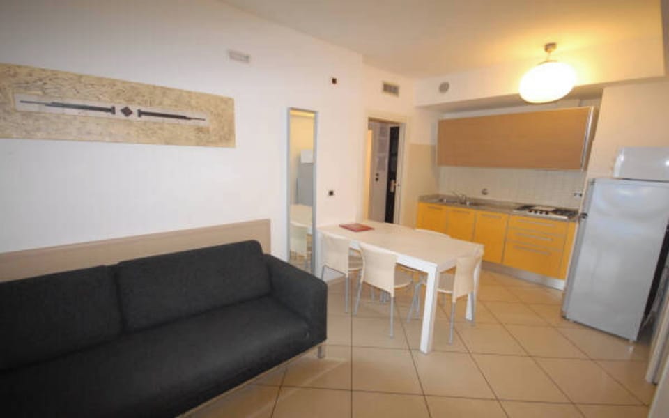 Apartment, 2 Bedrooms, Terrace | Interior