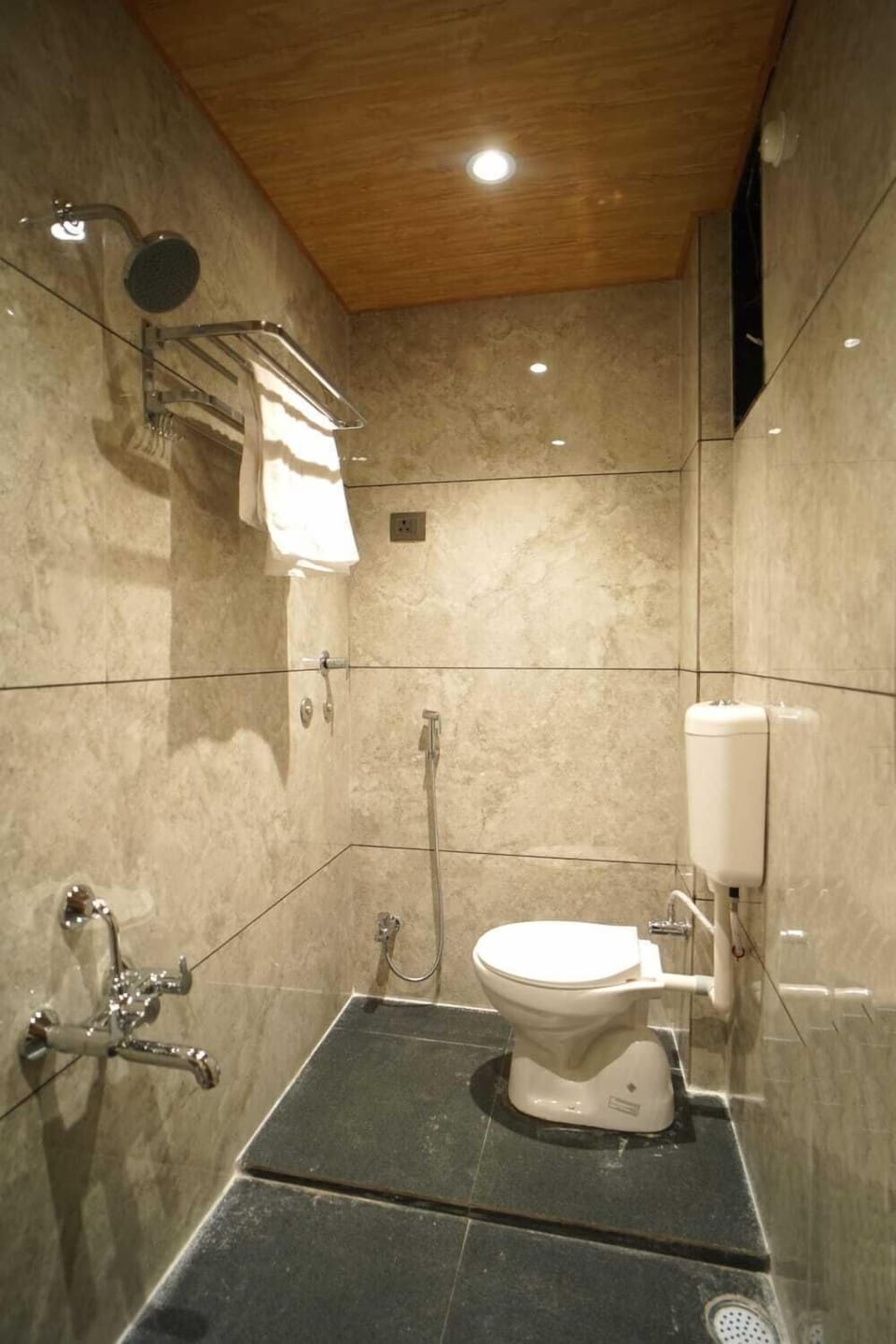 Towels, soap, shampoo