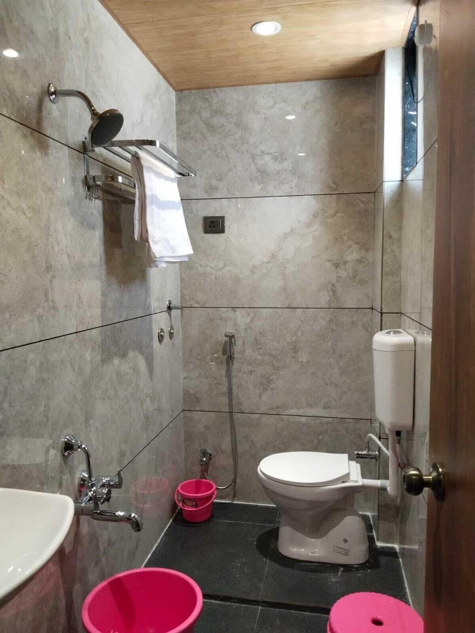 Towels, soap, shampoo