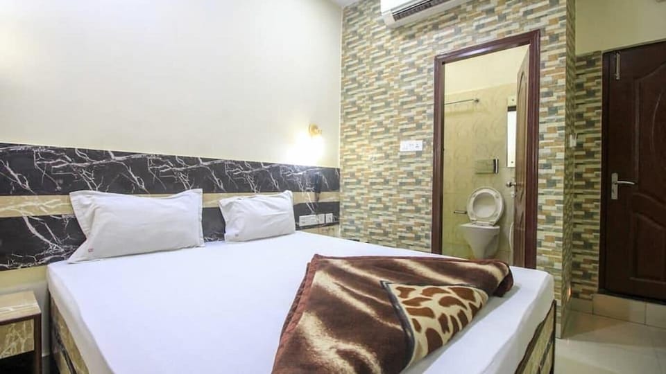 Deluxe Double Room | Free WiFi