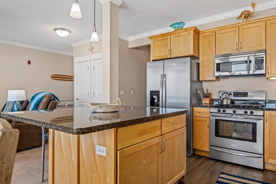 Full Kitchen