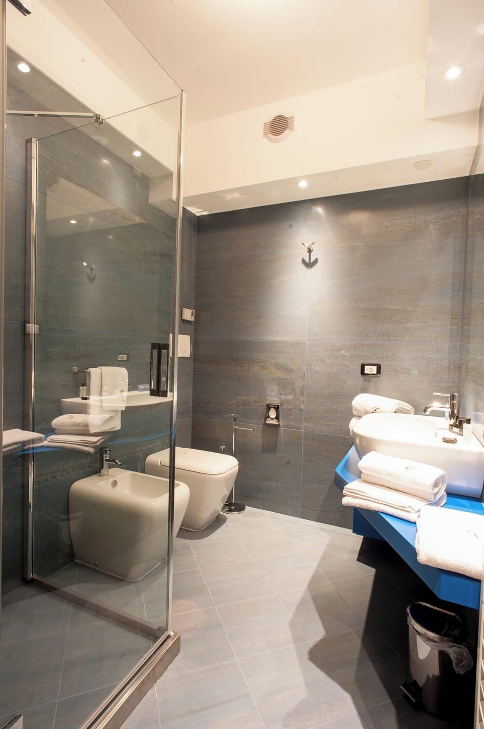 Classic Double Room | Bathroom