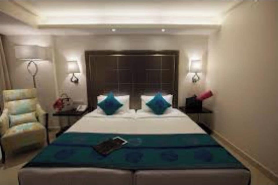 Deluxe Double Room, Balcony | Free WiFi
