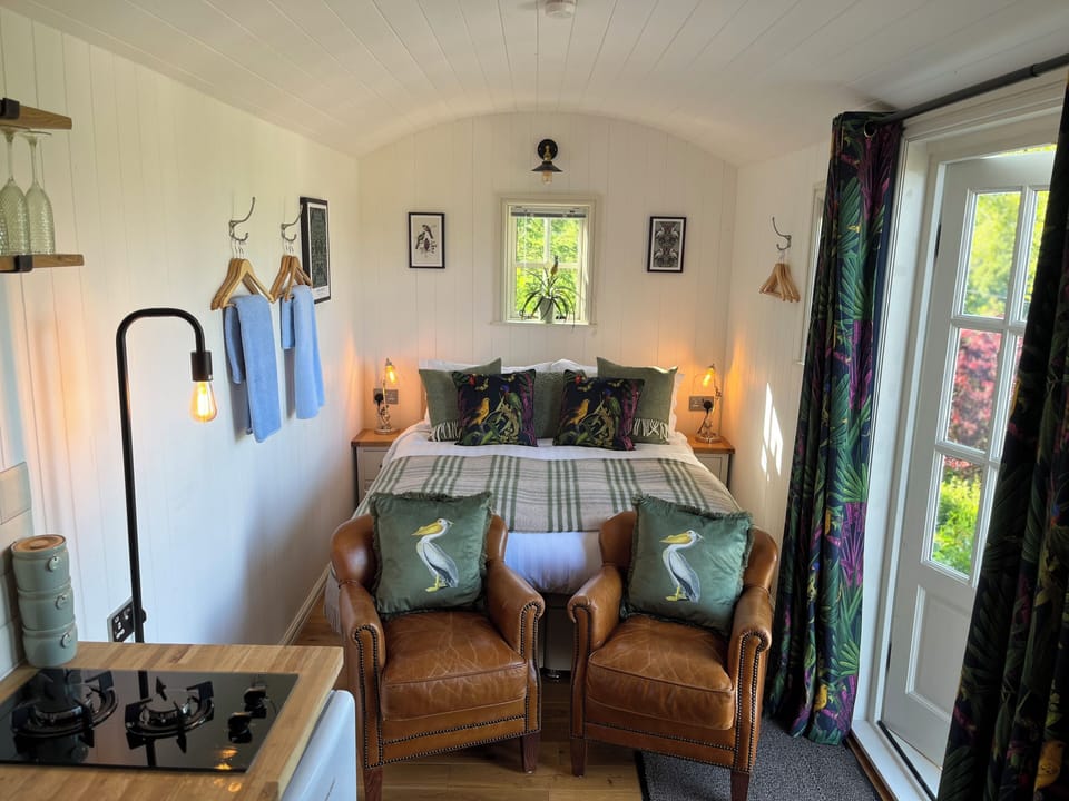 Cabin, Hill View | Living area