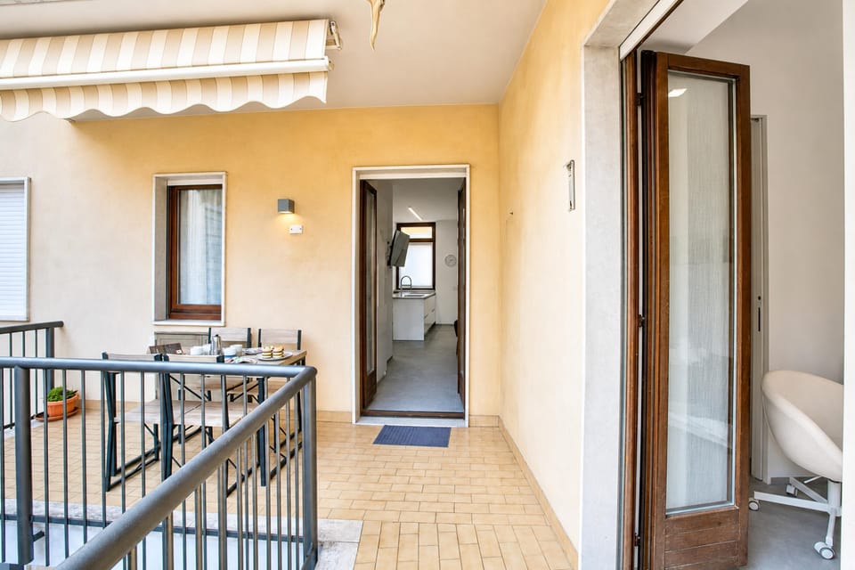 Family Apartment, 3 Bedrooms, Balcony (Quiet Oasis In Riva Heart with) | Outdoor dining