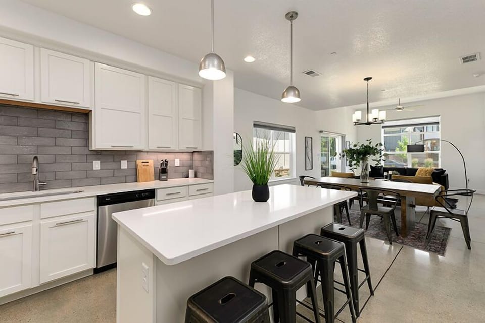Unit D | Chef's Kitchen with Large Island