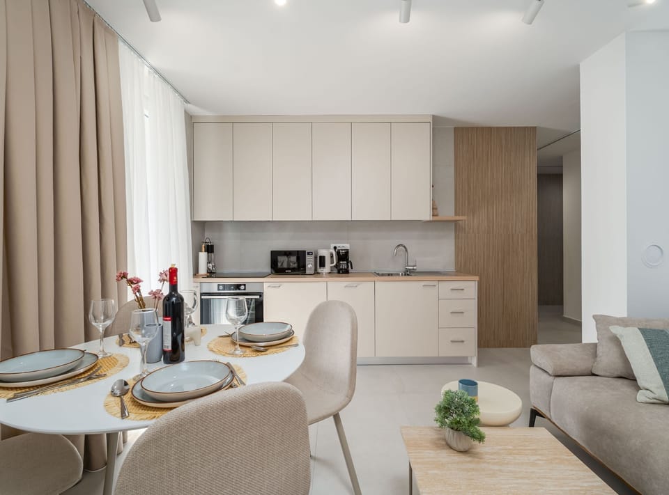 Apartment (Modern City Escape) | Private kitchen | Fridge