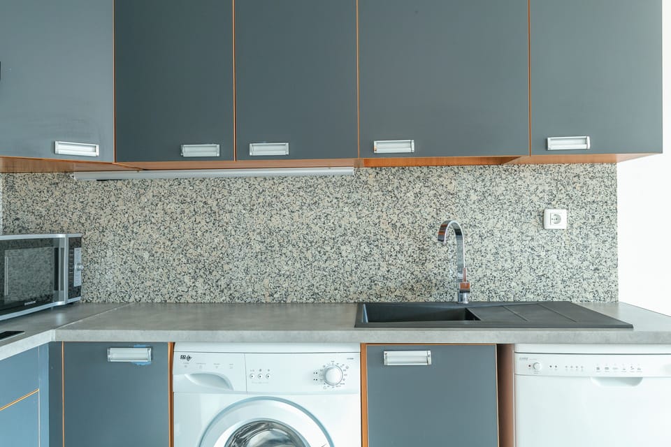 Kitchen (2)